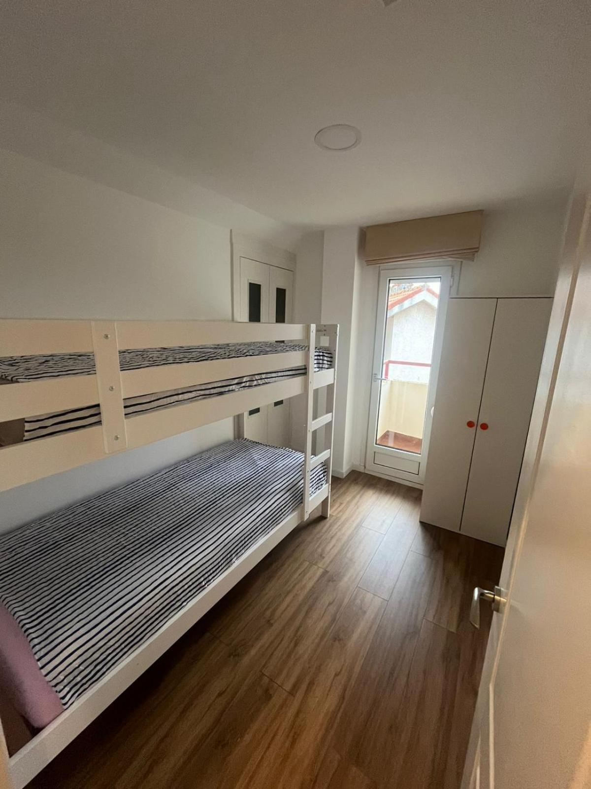 Duplex Con Terraza En Mogro Apartment Екстериор снимка
